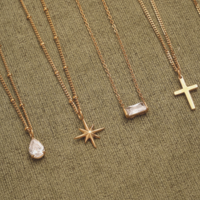 Collier Astra